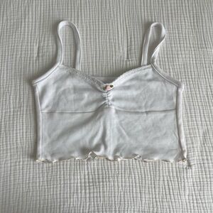White lace rosebud crop cami